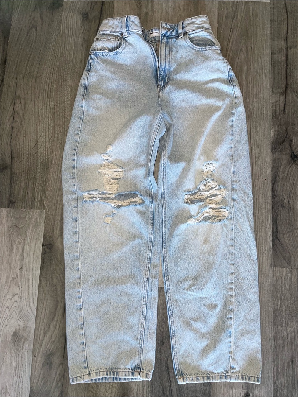 Garage Light Wash Ripped Wide-Leg Jeans